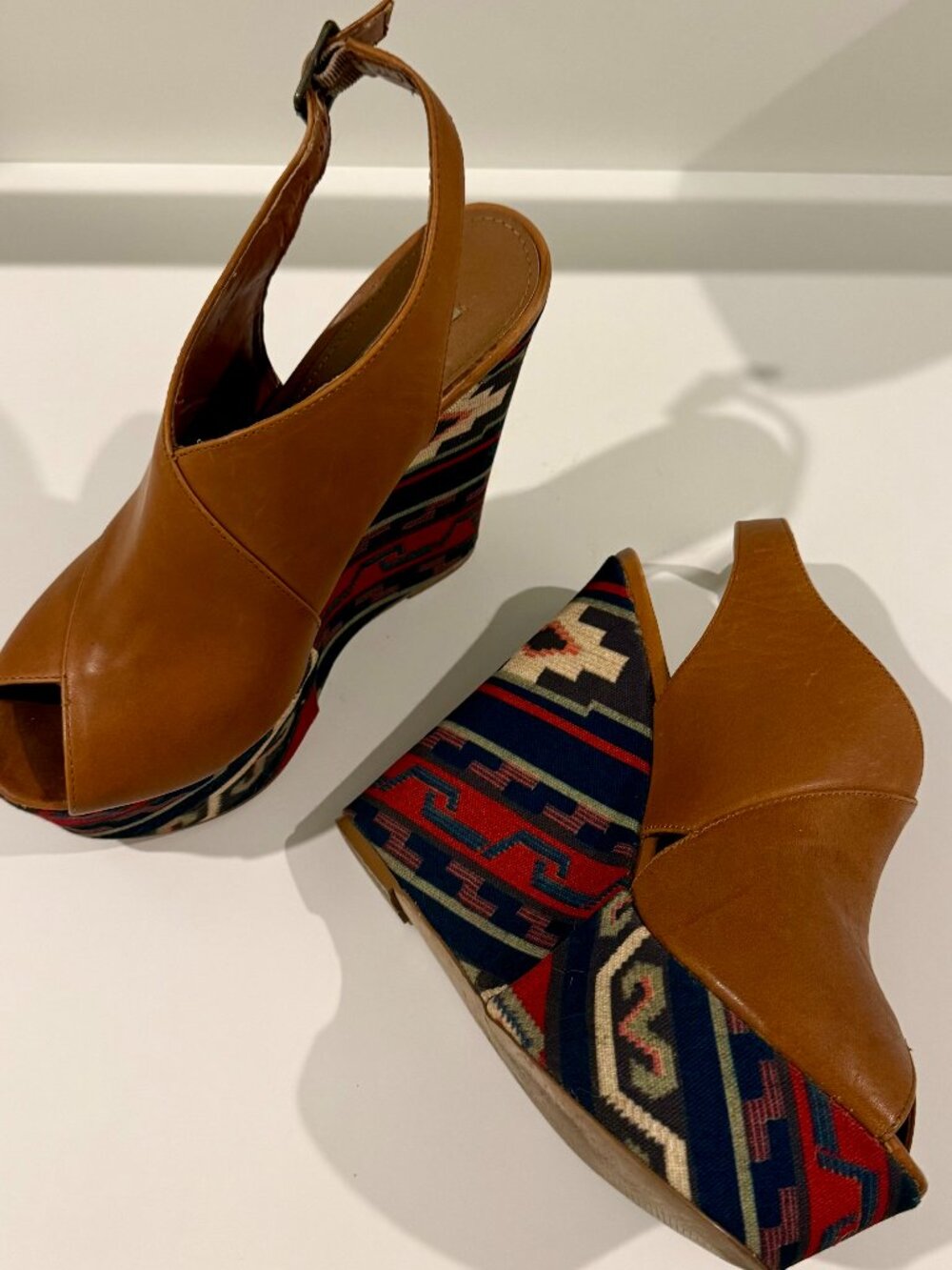 Women's Peep Toe Ankle Boot Platform Saddle Leather Navajo Print Size 7.5